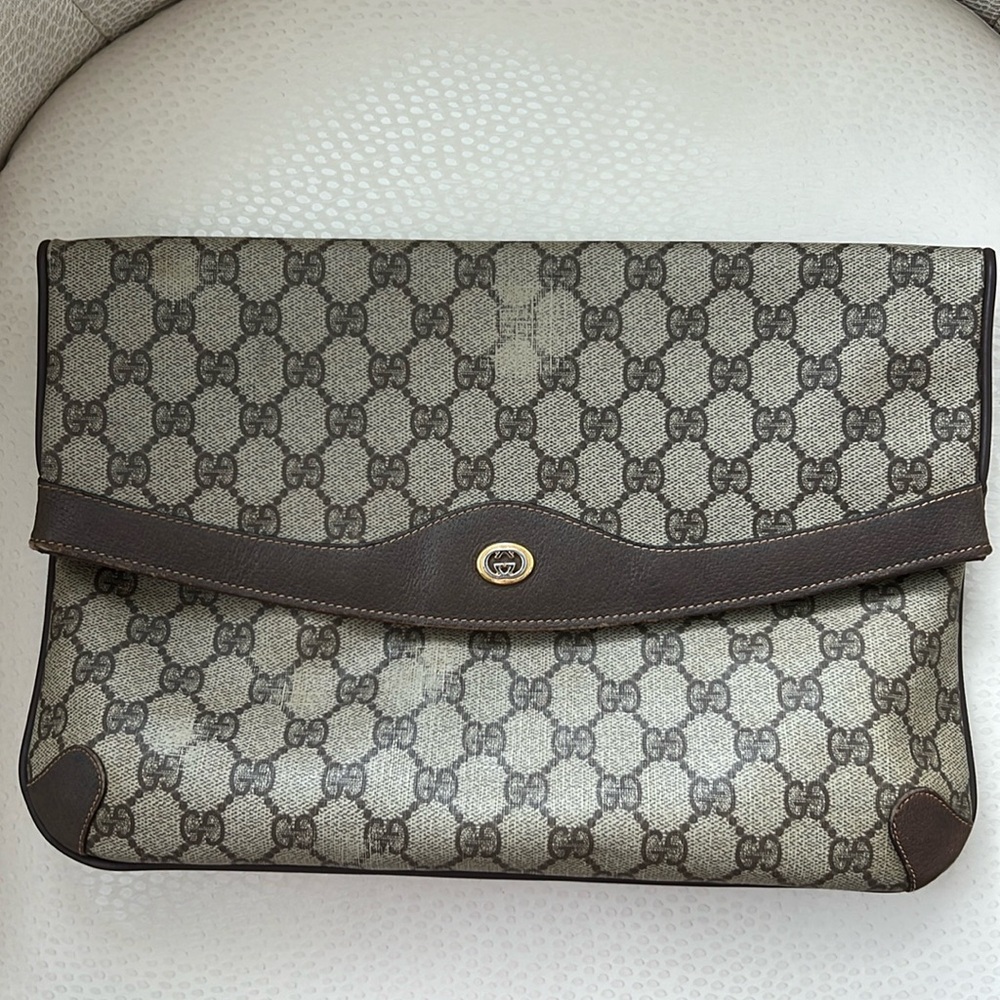Vintage Gucci canvas clutch with zipper pocket